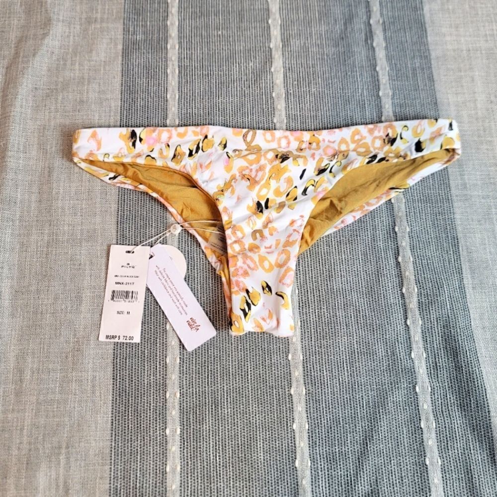 NWT- PILYQ  Minx Reversible Bikini Bottoms